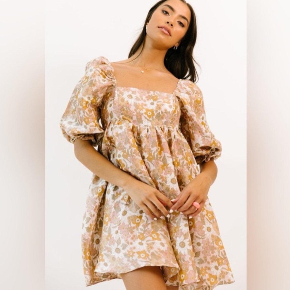 NWT Storia Floral Babydoll Dress